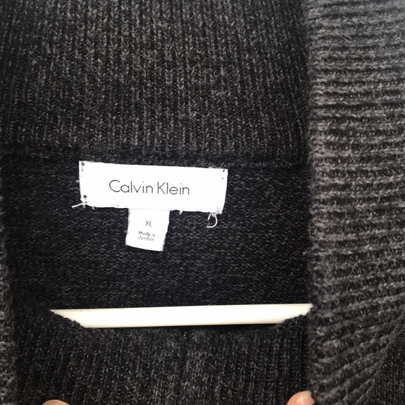 Calvin Klein 1/2 zip color block sweater - Picture 2 of 3